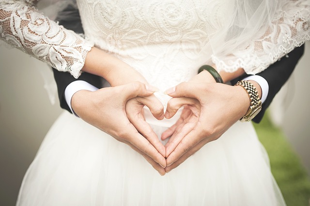 Heiraten auf dem Mars: Eine außerirdische Liebesgeschichte